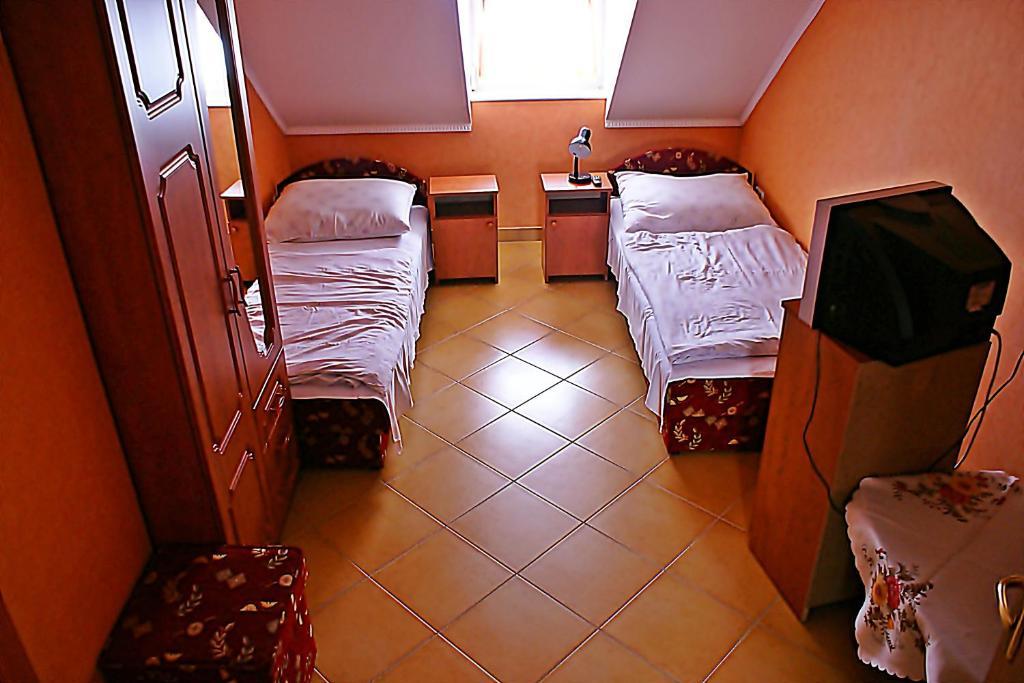 Abigel Vendeghaz Hotell Harkány Rom bilde