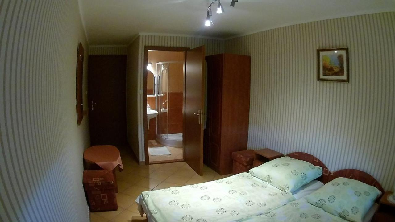 Abigel Vendeghaz Hotell Harkány Eksteriør bilde